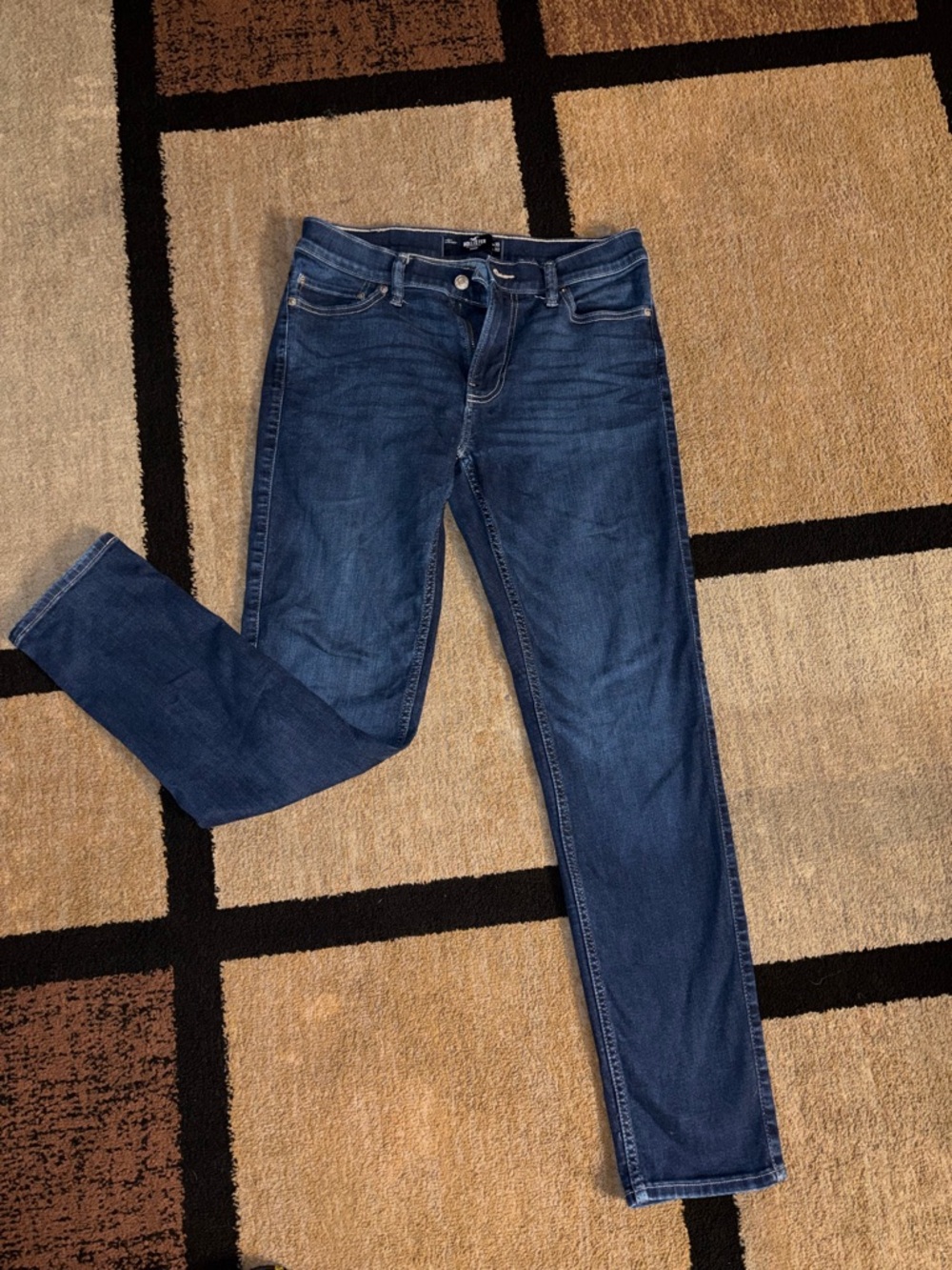 Hollister Men's Skinny Jeans in Dark Blue Wash